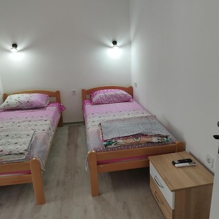Apartmani 15 Cetinje Buitenkant foto