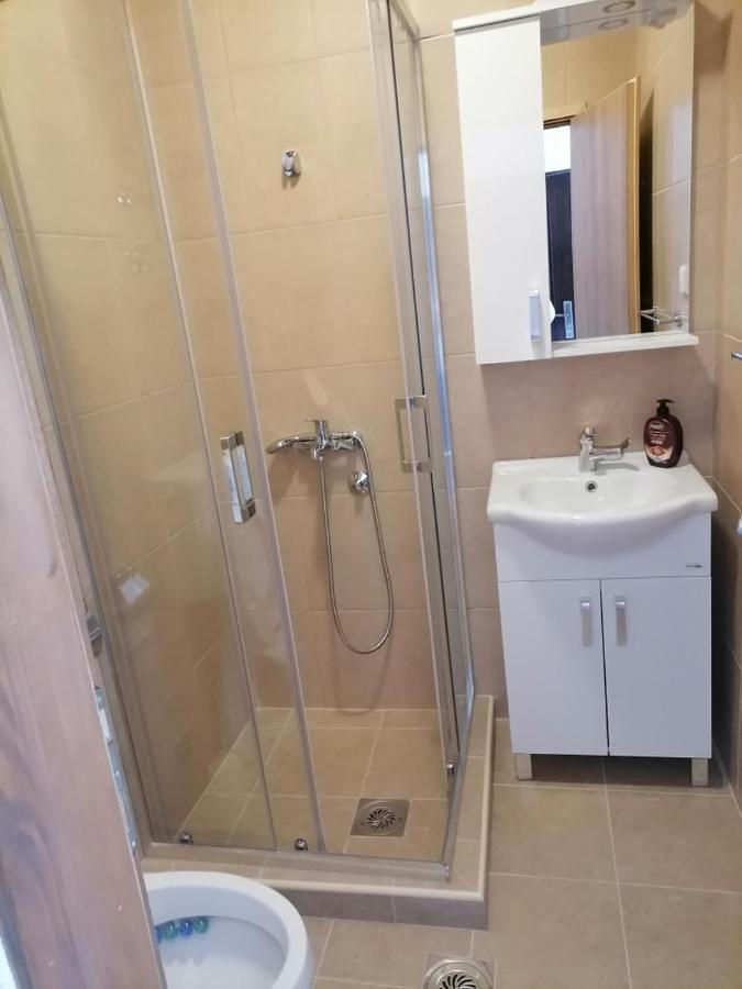 Apartmani 15 Cetinje Buitenkant foto