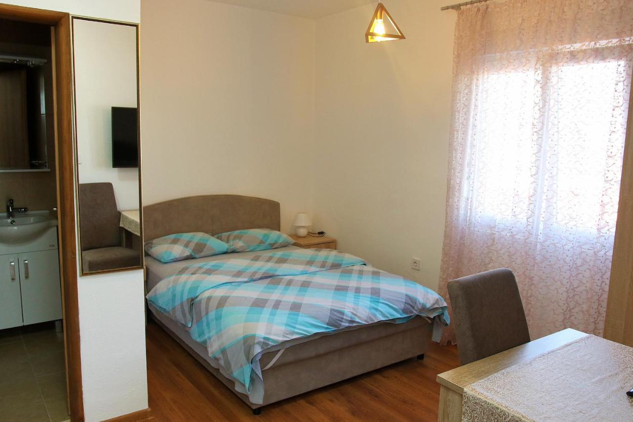 Apartmani 15 Cetinje Buitenkant foto