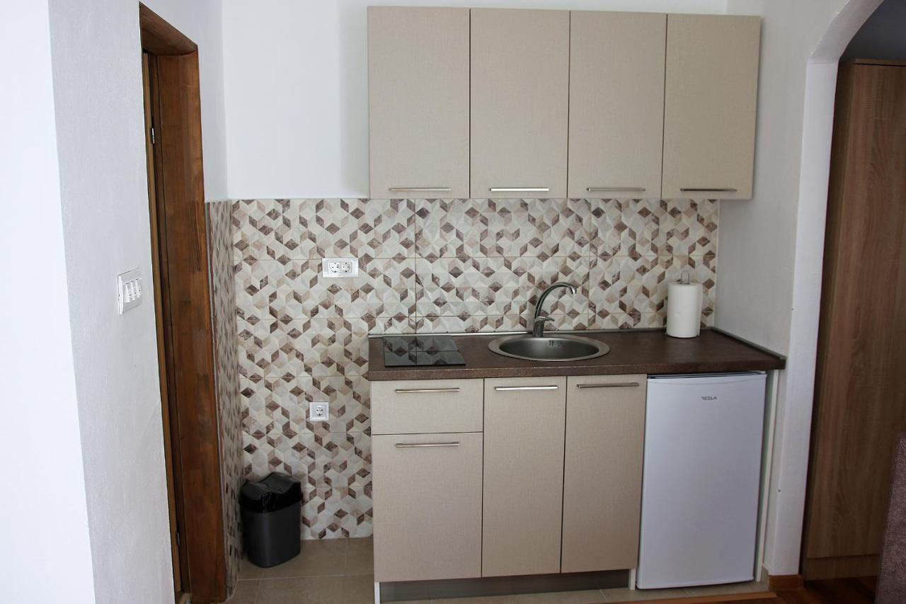 Apartmani 15 Cetinje Buitenkant foto