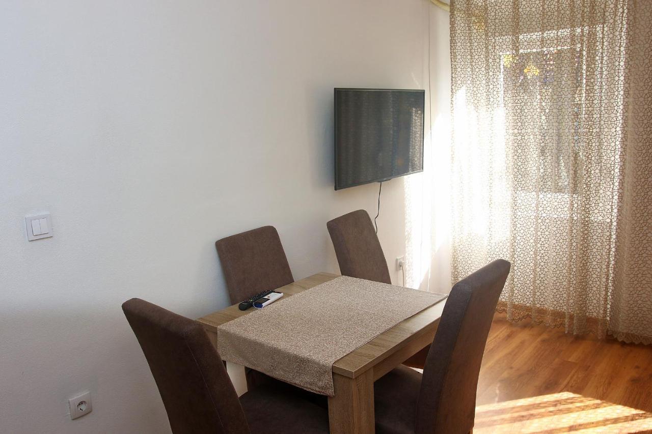 Apartmani 15 Cetinje Buitenkant foto