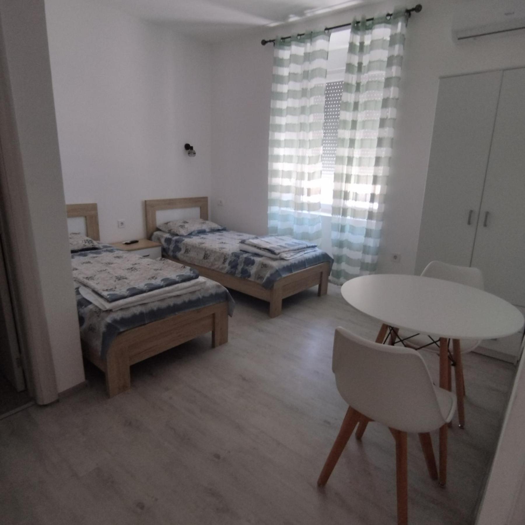 Apartmani 15 Cetinje Buitenkant foto